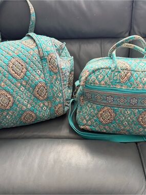 Vera Bradley Turquoise Paisley Quilted Medallion Travel Bag Set of 2